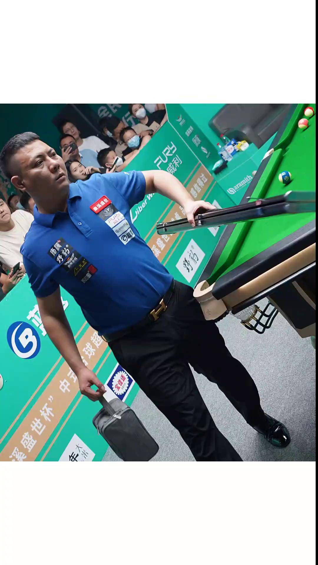 施压管理层 施压管理层