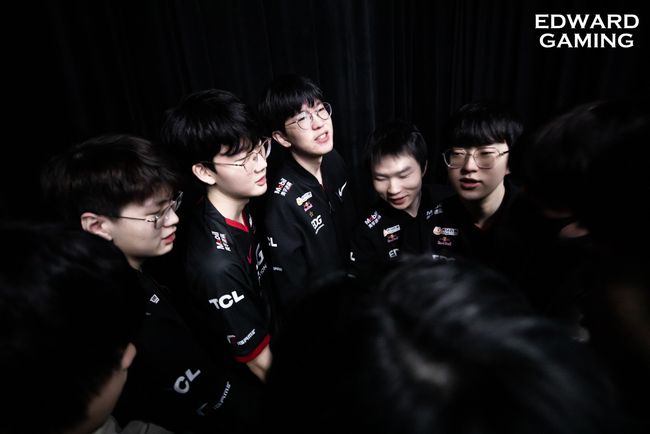 彼时他们上 彼时他们上